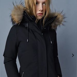 MACKAGE SHILOH SIZE MEDIUM FITTED DOWN COAT WITH NATURAL FUR
